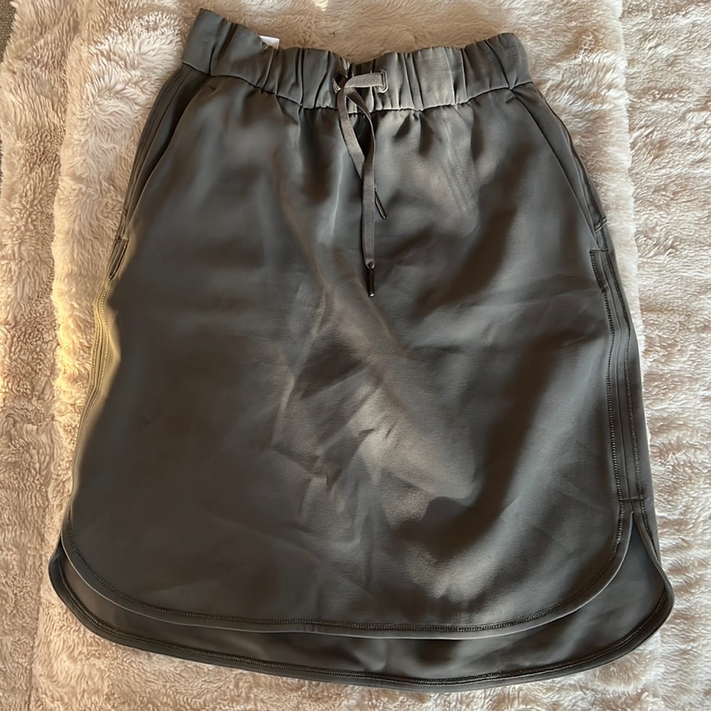 Lululemon high waisted athletic skirt